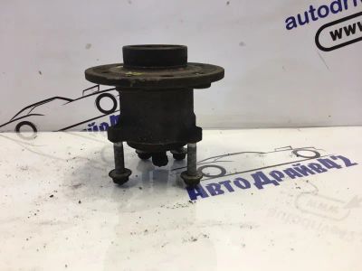 Лот: 21716181. Фото: 1. ступица Opel Vectra С. Двигатель и элементы двигателя
