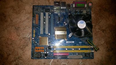 Лот: 6170737. Фото: 1. Материнская плата Gigabyte GA-945GCMX-S2... Материнские платы