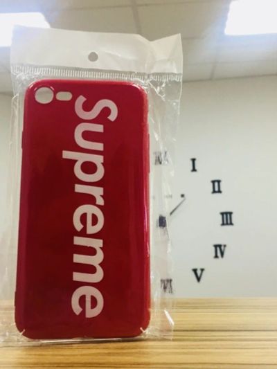Лот: 11966620. Фото: 1. Чехол iPhone 8 Supreme PC (красный... Чехлы, бамперы