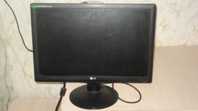 Лот: 9274902. Фото: 1. Монитор LG. ЭЛТ-мониторы