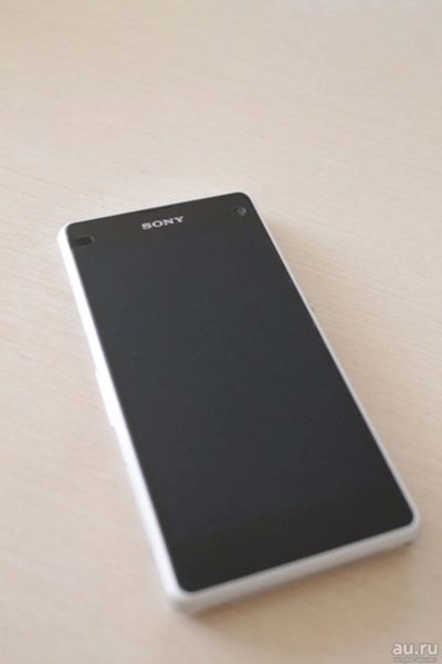 Лот: 9500220. Фото: 1. Sony experia z1 compact. Смартфоны
