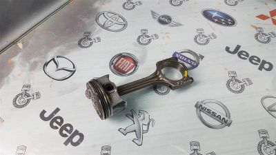 Лот: 24666770. Фото: 1. Шатун Volkswagen Polo BKY 036198401G. Двигатель и элементы двигателя