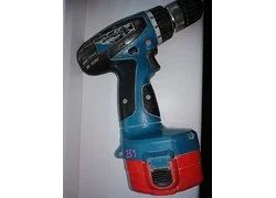 Лот: 16305732. Фото: 1. Шуруповерт Makita 14В +зарядное... Другое (электрооборудование)