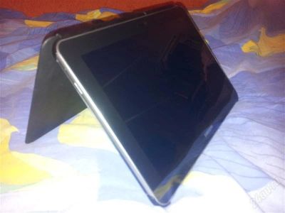 Лот: 2148457. Фото: 1. samsung galaxy tab p7500 + оригинальный... Планшеты