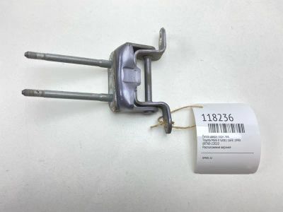 Лот: 25640068. Фото: 1. Петля двери Toyota Mark Ii 1990... Кузов