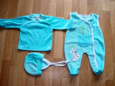 Лот: 2037843. Фото: 1. Комплект велюровый на 3-6 мес. Костюмы, пиджаки, комбинезоны