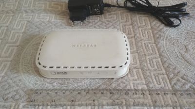 Лот: 17931425. Фото: 1. Wi-Fi маршрутизатор Netgear WNR612. Маршрутизаторы (роутеры)