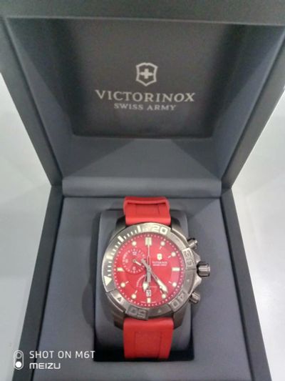 Лот: 14839710. Фото: 1. часы victorinox. Оригинальные наручные часы