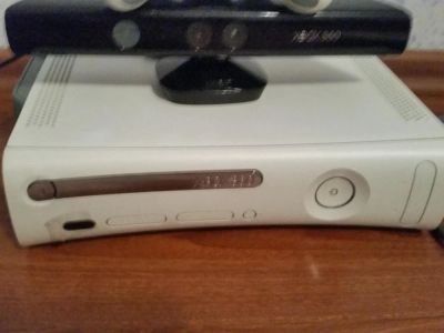 Лот: 5439316. Фото: 1. Продам X-BOX 360 60 Gb + Konect... Игровые приставки, консоли