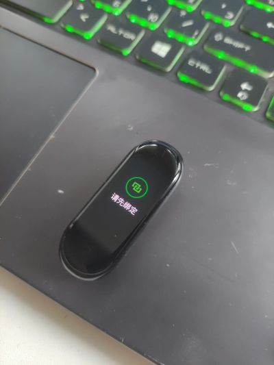 Лот: 19244863. Фото: 1. Mi band 4. Смарт-часы, фитнес-браслеты, аксессуары