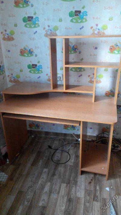Лот: 5862393. Фото: 1. Стол компьютерный. Компьютерные и письменные столы