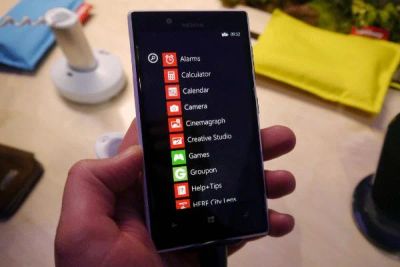Лот: 4171075. Фото: 1. nokia lumia 720 черный. Смартфоны