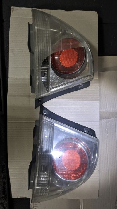 Лот: 15599638. Фото: 1. Задние фонари Toyota altezza. Оптика и освещение