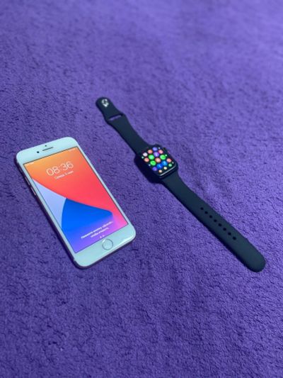 Лот: 17845036. Фото: 1. iPhone 7 32 GB Rose Gold с чеком... Смартфоны