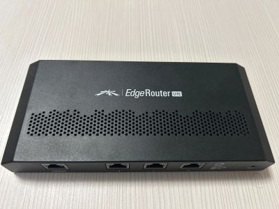 Лот: 25350818. Фото: 1. Ubiquiti EdgeRouter Lite. Коммутаторы