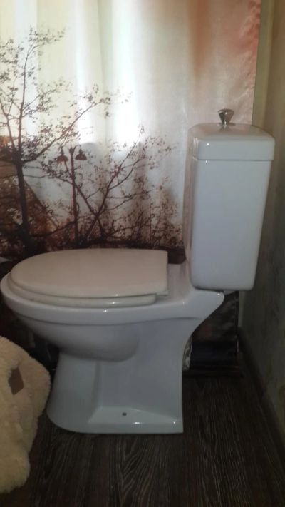 Лот: 7026288. Фото: 1. Унитаз б.у. с бачком 1000 руб. Унитазы, биде