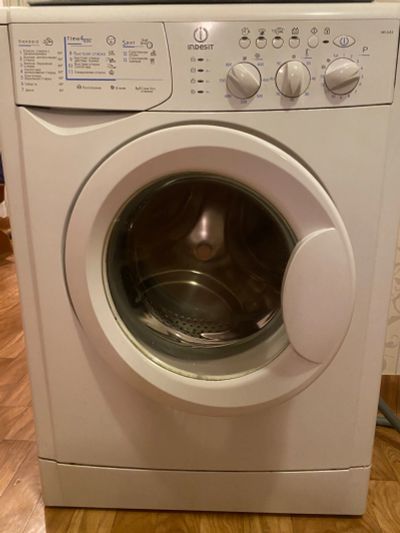 Лот: 19961770. Фото: 1. Стиральная машинка indesit. Стиральные машины