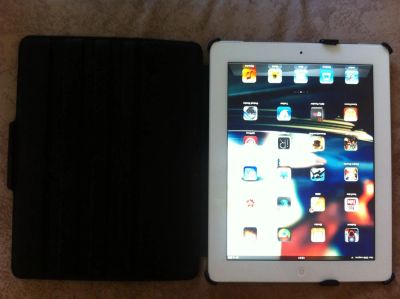 Лот: 2976099. Фото: 1. Apple IPad(IPad 3) с дисплеем... Планшеты