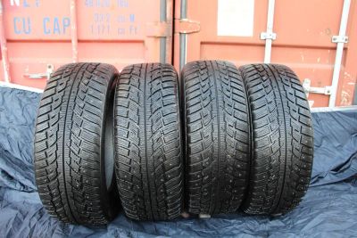 Лот: 6274701. Фото: 1. Зимние шины шипы 265/60 R18 KUMHO... Шины