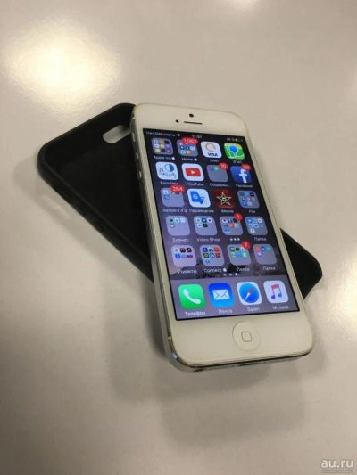 Лот: 10455216. Фото: 1. IPhone 5 16 White. Смартфоны