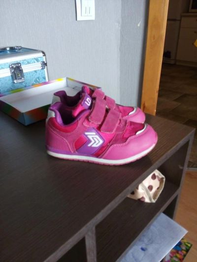 Лот: 7088187. Фото: 1. кросы 28. Кеды, кроссовки