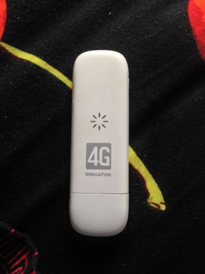 Лот: 10115841. Фото: 1. usb модем мегафон 4g. Беспроводные модемы