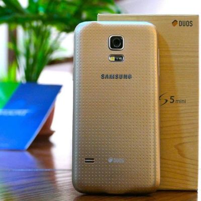 Лот: 9824201. Фото: 1. Задняя крышка для телефона Samsung... Другое (смартфоны, связь, навигация)