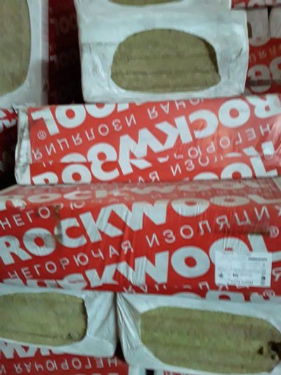 Лот: 19532709. Фото: 1. Плита ""Rockwool Венти Баттс... Кровельные материалы