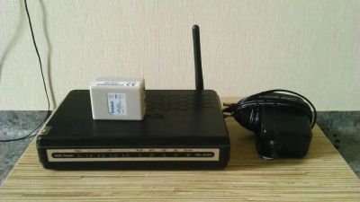 Лот: 5156795. Фото: 1. ADSL роутер DSL-2650U. Маршрутизаторы (роутеры)