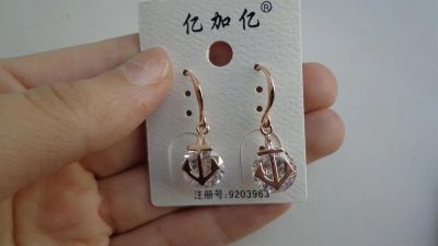 Лот: 3494752. Фото: 1. серьги с камнем и с якорем. Серьги, каффы