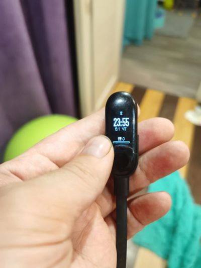 Лот: 19210052. Фото: 1. Mi band 2. Смарт-часы, фитнес-браслеты, аксессуары