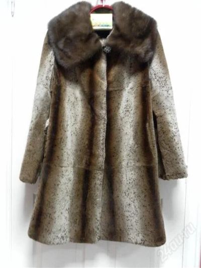 Лот: 2385982. Фото: 1. Продам шубу. Мех- бобёр, воротник... Верхняя одежда