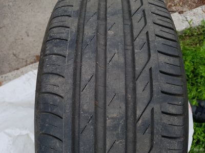 Лот: 16486979. Фото: 1. R18 245/45 продам 1 шину bridgestone... Шины