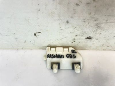 Лот: 25026240. Фото: 1. крепление бампера Nissan Qashqai... Двигатель и элементы двигателя