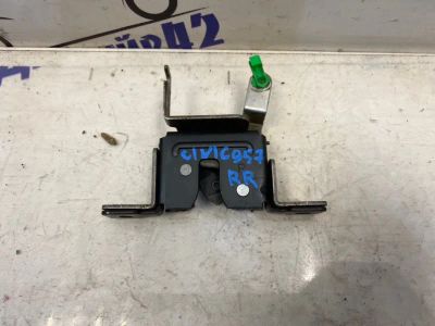Лот: 21711053. Фото: 1. замок спинки сиденья Honda Civic... Двигатель и элементы двигателя