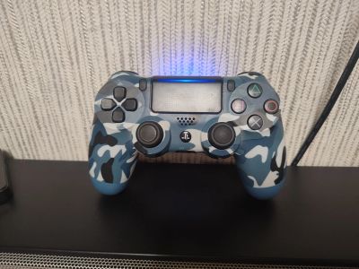 Лот: 25195171. Фото: 1. Геймпад sony dualshock 4. Аксессуары для игровых приставок, консолей, геймпады