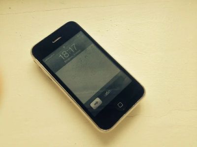 Лот: 4164354. Фото: 1. iPhone 3g 16 gb White. Смартфоны