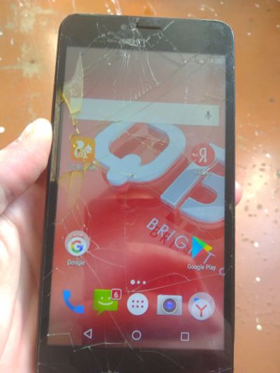 Лот: 21638040. Фото: 1. Bq-5510 strike power max 4G. Кнопочные мобильные телефоны