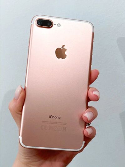 Лот: 15524331. Фото: 1. Iphone 7 plus 32 gb rose. Смартфоны