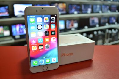 Лот: 15071788. Фото: 1. Apple Iphone 7 32Gb Gold Rose. Смартфоны