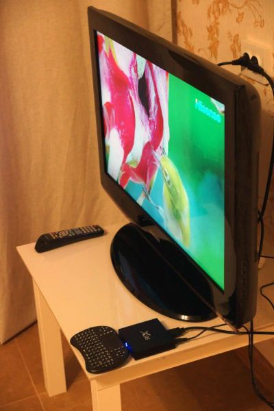 Лот: 11134208. Фото: 1. Телевизор 32" Samsung LCD TV LE32B450C4W... Телевизоры