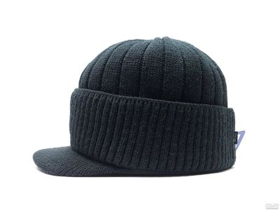 Лот: 14985511. Фото: 1. Шапка с козырьком Beanie (черный... Головные уборы