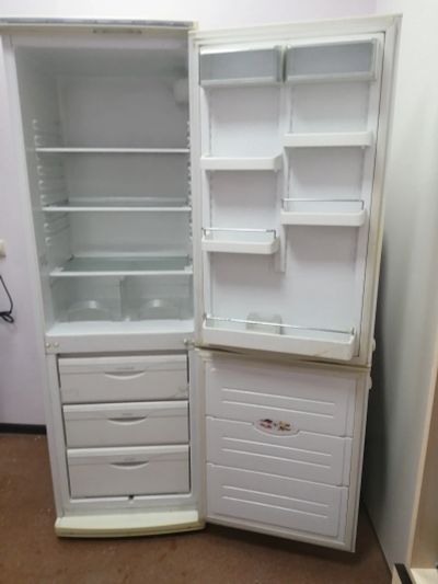 Лот: 16536023. Фото: 1. Холодильник Атлант б/у. Холодильники, морозильные камеры