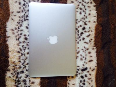 Лот: 5656843. Фото: 1. macbook air конца 2010 года) Читайте... Ноутбуки