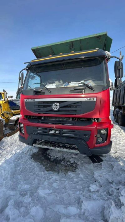 Лот: 24572051. Фото: 1. Самосвал VOLVO FM TRUCK 6X6 БЦМ-53. Автомобили