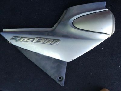 Лот: 9903965. Фото: 1. Крышки бардачков yamaha xjr 1300. Запчасти