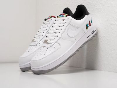 Лот: 19696780. Фото: 1. Кроссовки Nike Air Force 1 Low. Кеды, кроссовки, слипоны