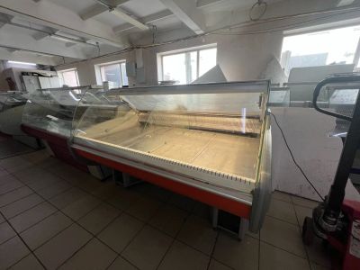 Лот: 23523772. Фото: 1. Холодильная витрина бу Айсберг. Холодильное