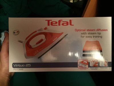 Лот: 5342336. Фото: 1. Утюг Tefal 1325. Утюги, парогенераторы, отпариватели