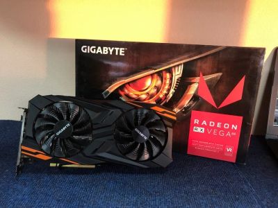 Лот: 13037727. Фото: 1. 8192Mb AMD Radeon RX Vega 64 Gigabyte... Видеокарты